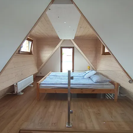 Marynarski Z Kominkiem Ustka