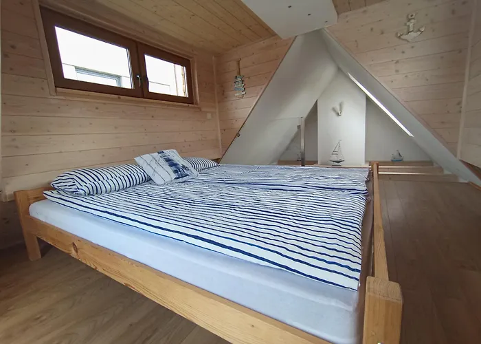 Marynarski Z Kominkiem